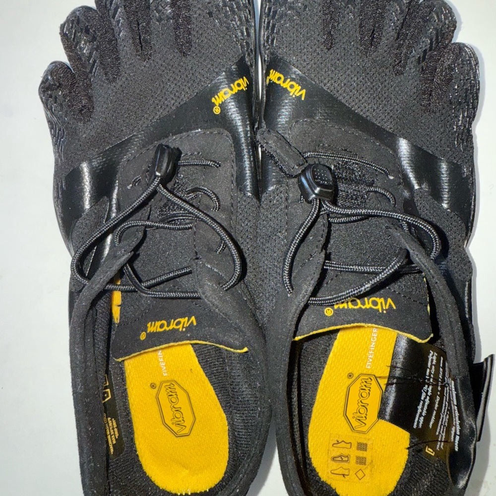 Vibram FiveFingers Black and Yellow Toe Shoes